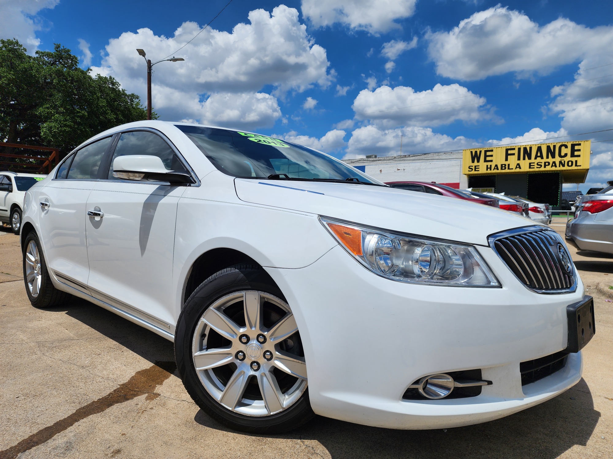 2013 WHITE /GRAY Buick LaCrosse Premium Package 2, w/Leather (1G4GF5E31DF) with an 3.6L V6 DOHC 24V FFV engine, 6-Speed Automatic transmission, located at 2660 S.Garland Avenue	, Garland, TX, 75041, (469) 298-3118, 32.885387, -96.656776 - Photo #0